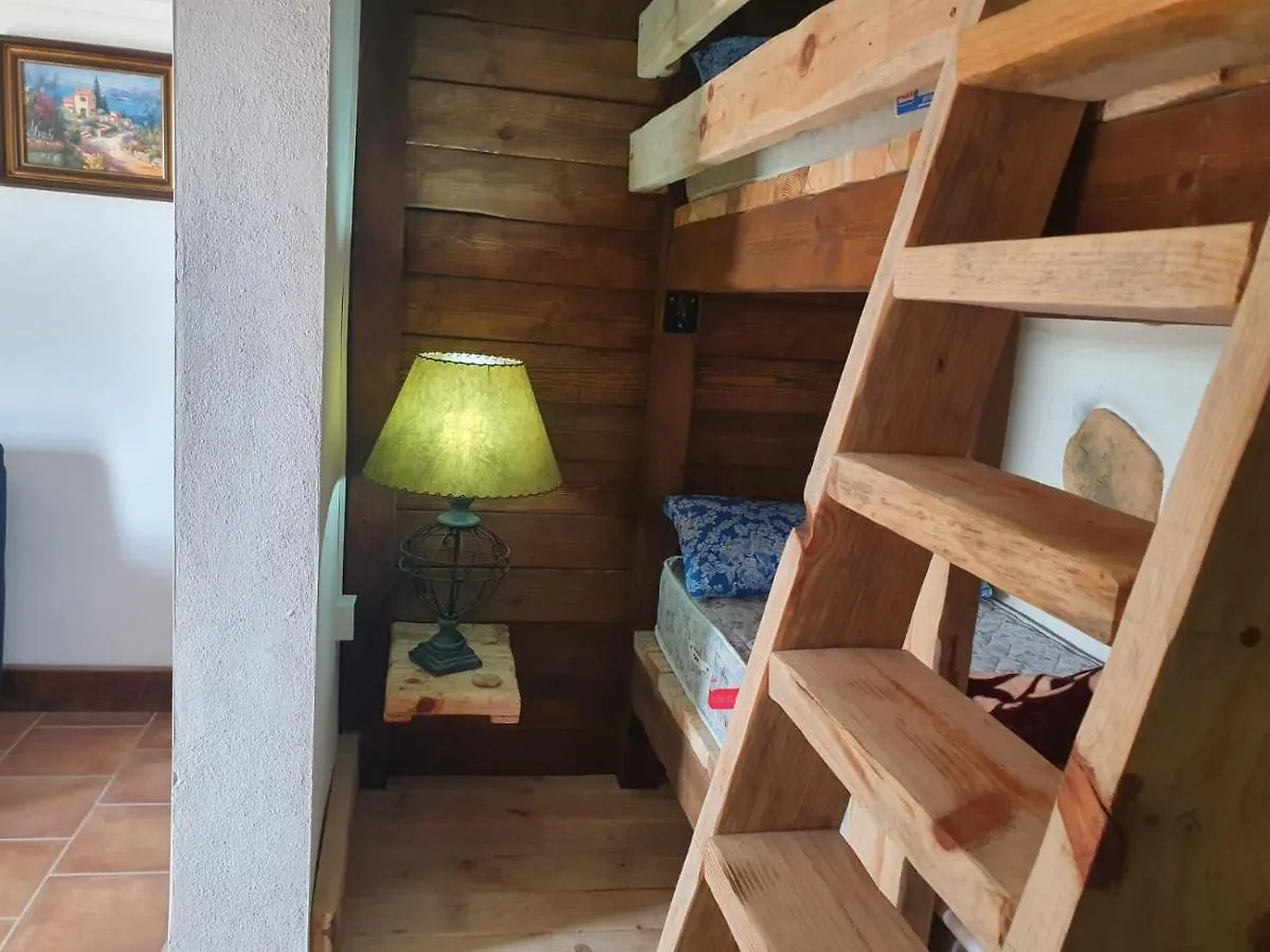 El Desafio De Las Aguilas Almogia Holiday home