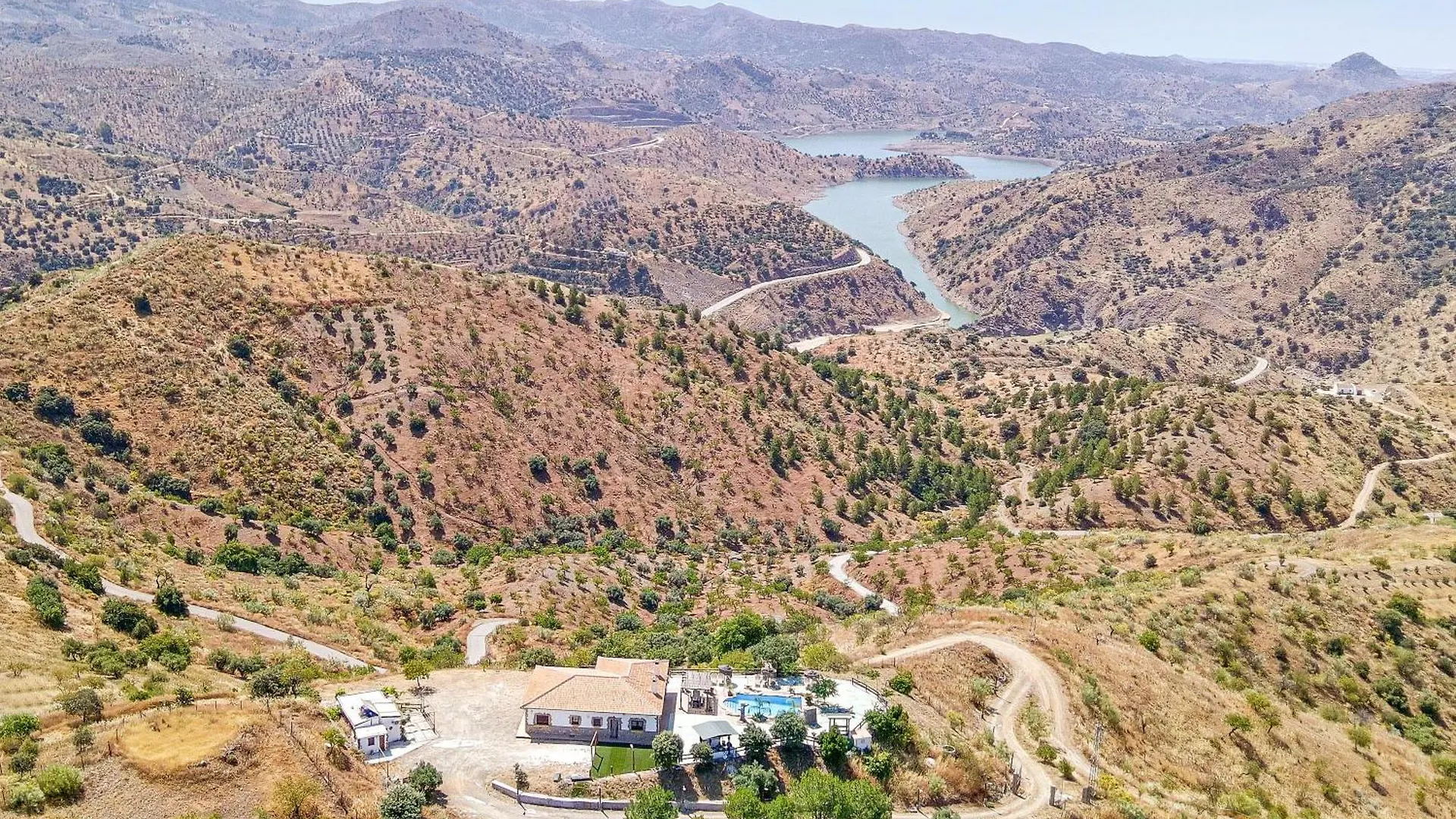 El Desafio De Las Aguilas Almogía 度假居